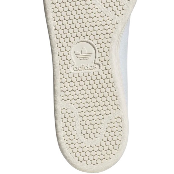 Sporty and Rich Adidas Stan Smith shoes - Picture 7 of 7